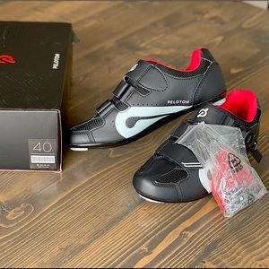 Peloton Cycling Shoes, size 40/9. Never worn.